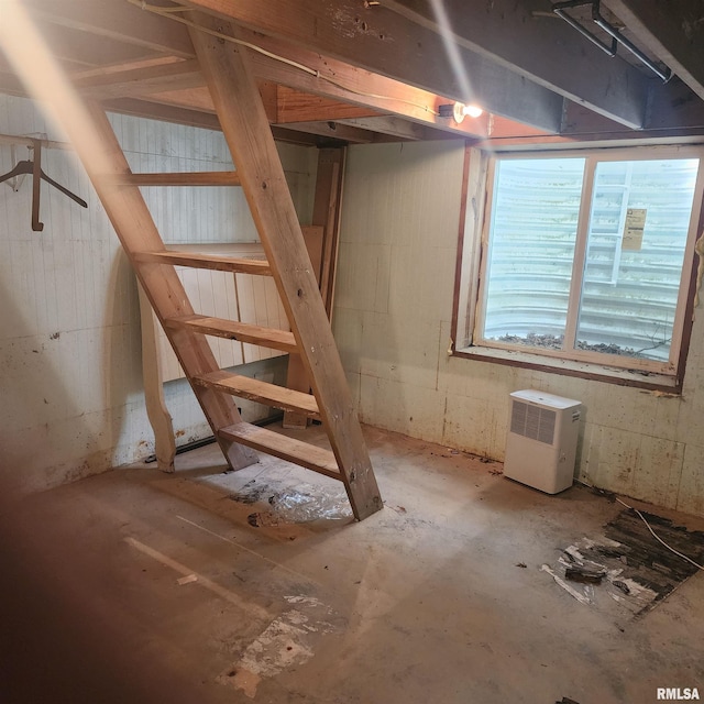 15267 N Woodlawn Ln, Woodlawn, IL 62898 - below grade area featuring stairs