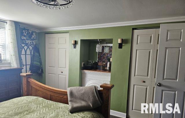 160 Front St, Elizabethtown, IL 62931 - bedroom featuring ornamental molding