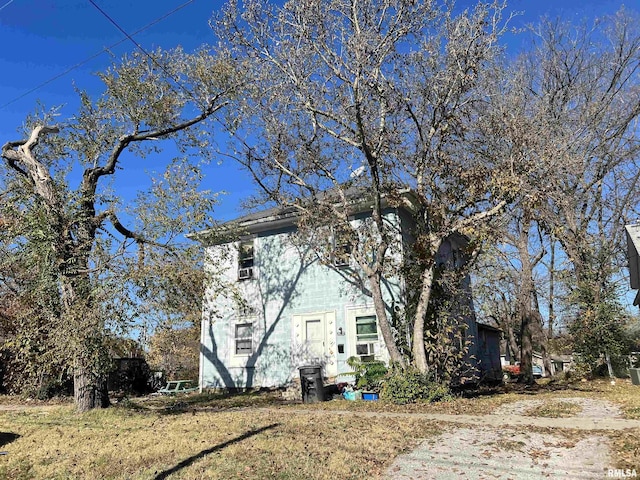 310 W Pecan St, Carbondale, IL 62901 - view of side of property