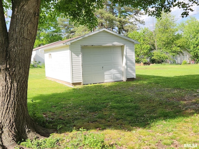 105 E Rea St, Valier, IL 62891 - view of detached garage