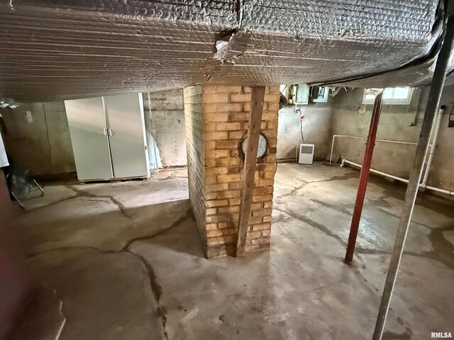 6556 S US-45 Rd, Brookport, IL 62910 - view of basement
