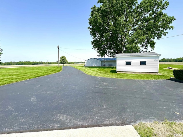 23208 N US Highway 51, Centralia, IL 62801 - view of asphalt driveway