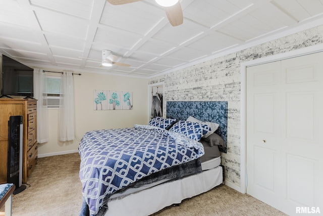 2560 Egyptian Hills Dr, Creal Springs, IL 62922 - carpeted bedroom featuring ceiling fan, baseboards, and an accent wall