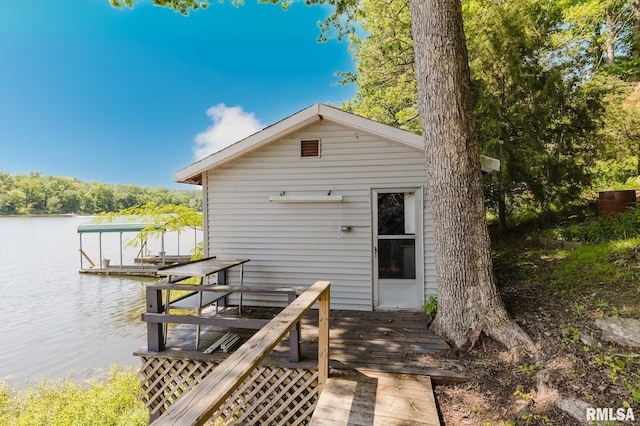 2560 Egyptian Hills Dr, Creal Springs, IL 62922 - rear view of house with a water view