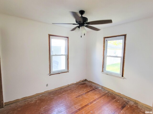 225 Hickory St, Flora, IL 62839 - photo 24