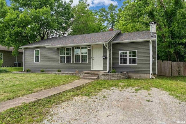 604 W Grand Ave, Carterville, IL 62918 - photo 1