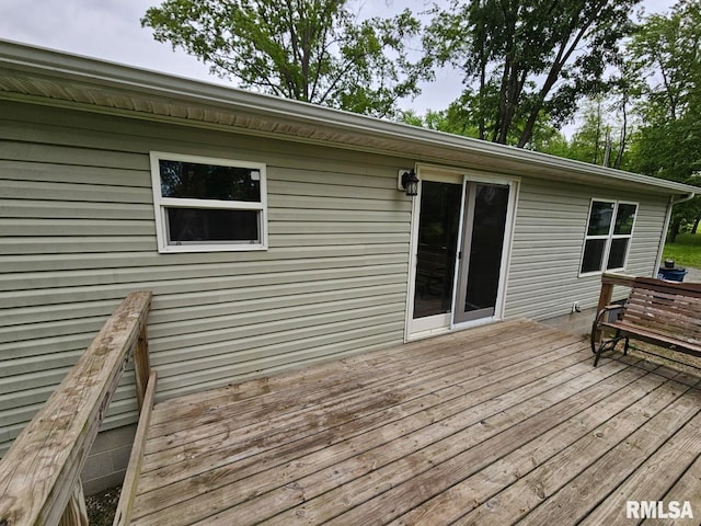 901 W 4th St, Bluford, IL 62814 - view of deck