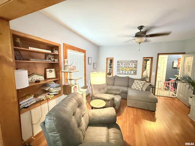 601 E Boone St, Salem, IL 62881 - photo 14