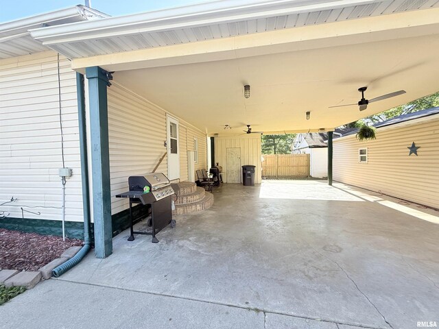 601 E Boone St, Salem, IL 62881 - photo 3