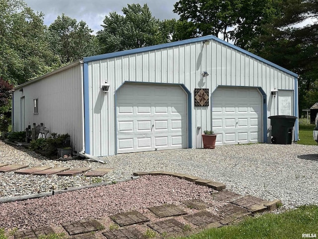 view of detached garage