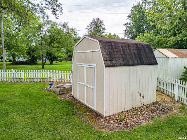 1103 W Boone St, Salem, IL 62881 - view of shed