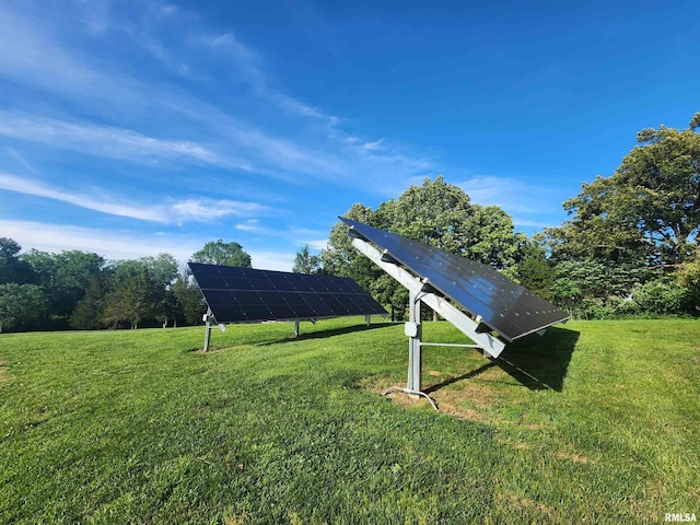 580 Blackman Hill Rd, Harrisburg, IL 62946 - view of yard