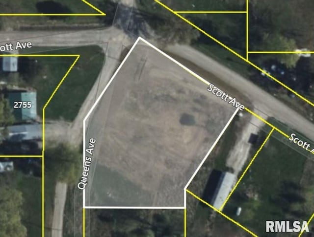 2709 Queens Ave, Odin, IL 62870 - aerial overview of property's location featuring property parcel outlined