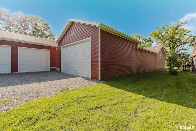 11782 Driftwood Dr, Marion, IL 62959 - view of garage