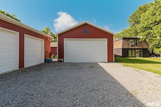 11782 Driftwood Dr, Marion, IL 62959 - view of detached garage