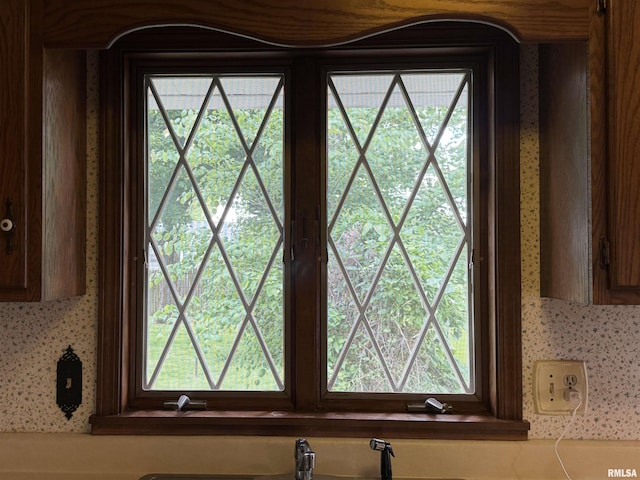 19 Park Ln, Centralia, IL 62801 - kitchen view of wallpapered walls