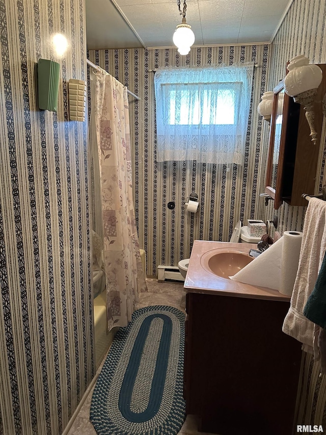 1480 Hemlock Rd, Duquoin, IL 62832 - bathroom featuring wallpapered walls, vanity, shower / tub combo with curtain, and toilet