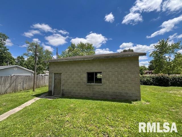 475 Holt St, Vergennes, IL 62994 - view of side of property featuring concrete block siding