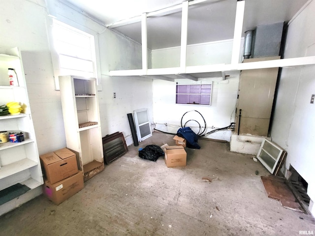 422 E Dr, Flora, IL 62839 - view of unfurnished living room