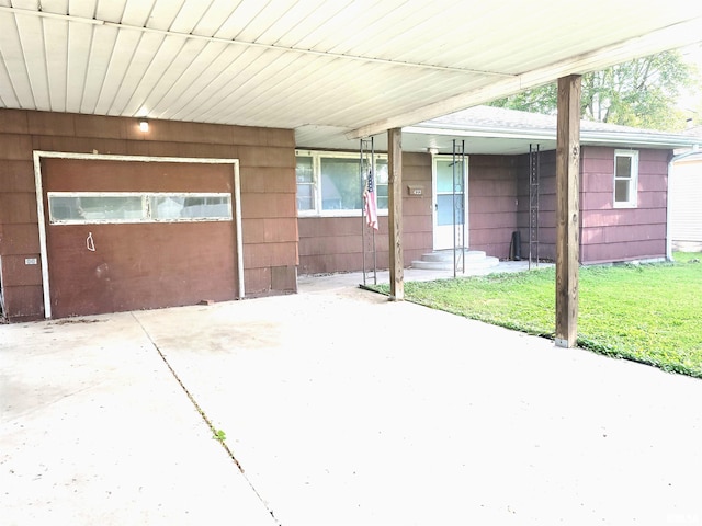 422 E Dr, Flora, IL 62839 - view of patio / terrace with an attached carport