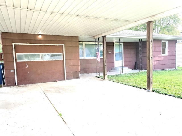 422 E Dr, Flora, IL 62839 - view of patio with an attached carport
