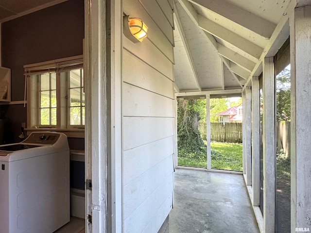 504 S James St, Carbondale, IL 62901 - laundry area with washer / dryer