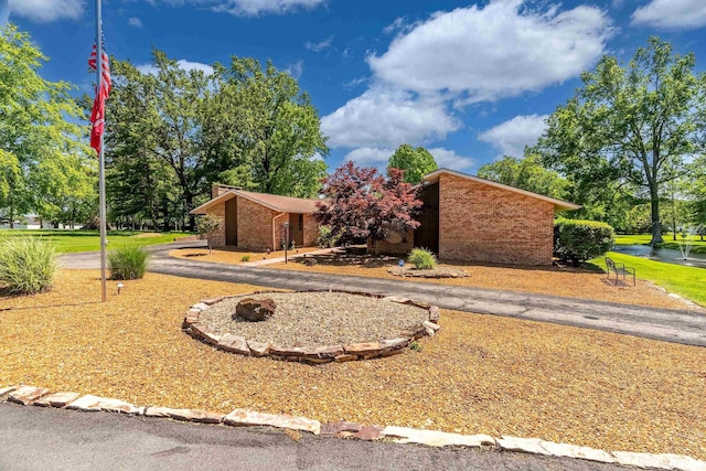 415 E Reichert Dr, Marion, IL 62959 - view of community / neighborhood sign