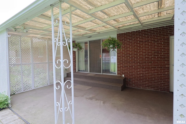914 Meadow Ln, Salem, IL 62881 - view of patio / terrace