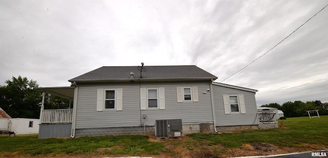 12522 N Dartmouth Ln, Mount Vernon, IL 62864 - back of house with cooling unit and a yard