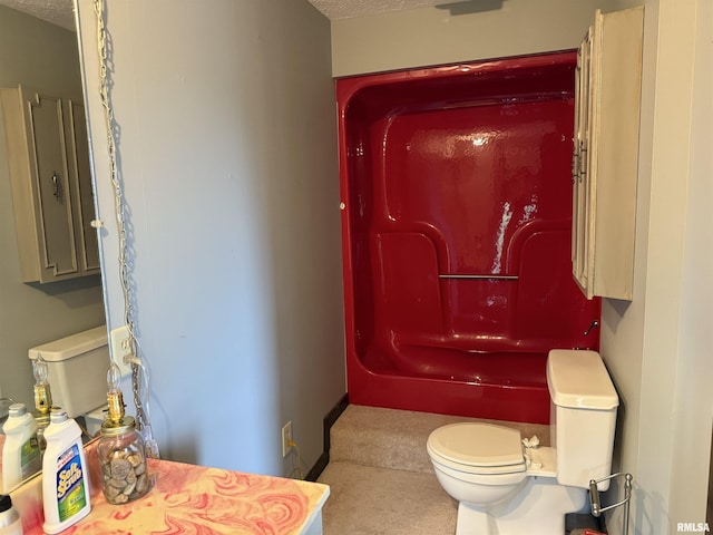 15 Dunn Ln, Goreville, IL 62939 - full bathroom featuring a textured ceiling, toilet, a shower, and a tub to relax in