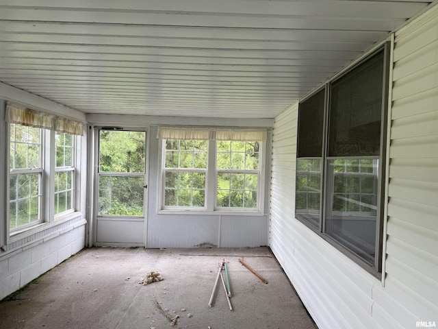 15 Dunn Ln, Goreville, IL 62939 - view of unfurnished sunroom