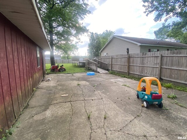 415 N Broadway St, Waltonville, IL 62894 - photo 10