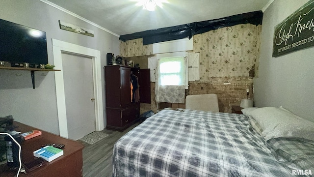 114 S 9th St, Benton, IL 62812 - bedroom featuring crown molding and wood finished floors