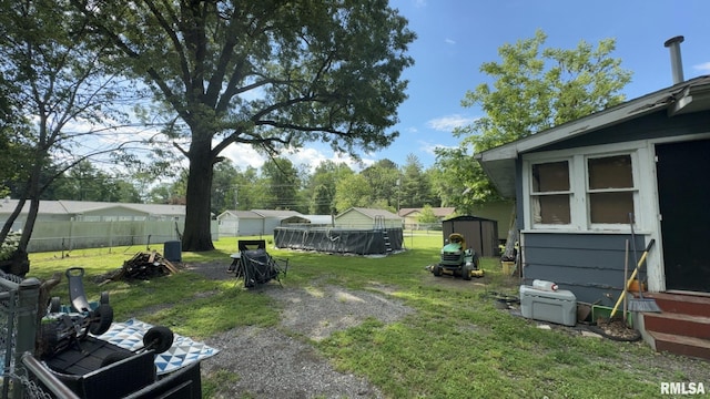 114 S 9th St, Benton, IL 62812 - view of yard featuring a swimming pool