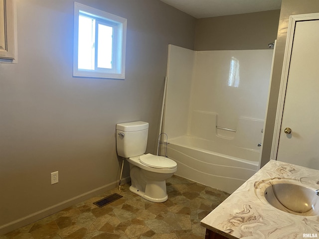 22545 Thompsonville Lake Rd, Thompsonville, IL 62890 - photo 2