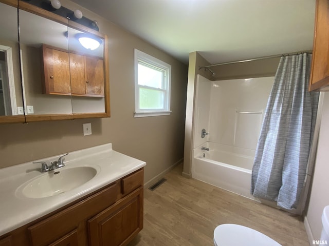 22545 Thompsonville Lake Rd, Thompsonville, IL 62890 - photo 15