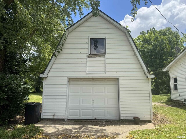 10122 Lincoln Rd, Benton, IL 62812 - photo 5