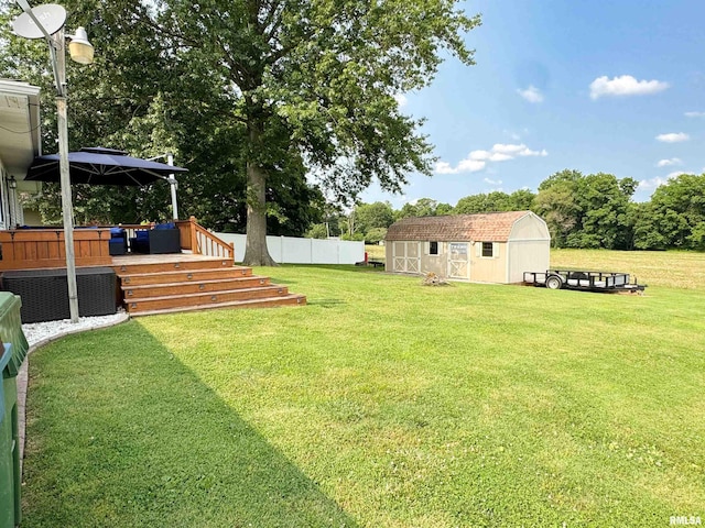 310 Williford Rd, Jonesboro, IL 62952 - view of yard with a deck