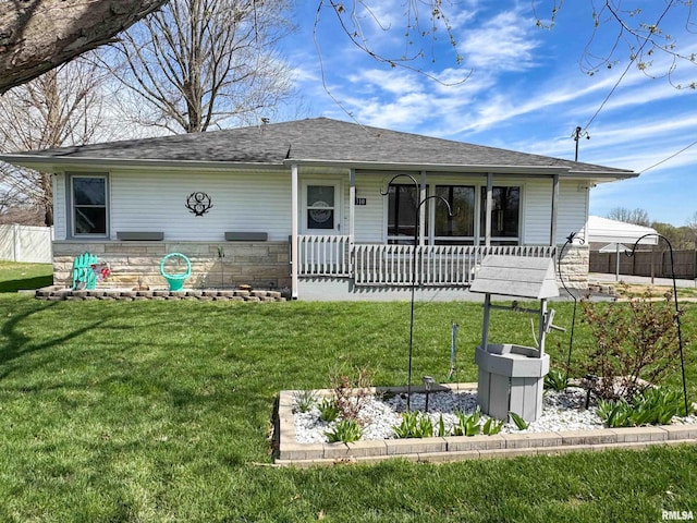 310 Williford Rd, Jonesboro, IL 62952 - view of front facade with a front lawn, a porch, and roof with shingles