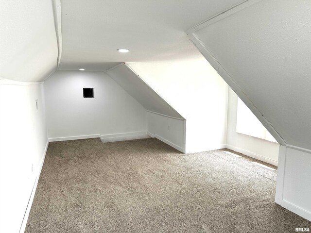 518 Noleman St, Centralia, IL 62801 - bonus room with carpet floors, lofted ceiling, baseboards, and recessed lighting