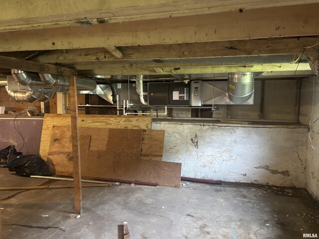 709 S Virginia St, Marion, IL 62959 - view of unfinished below grade area