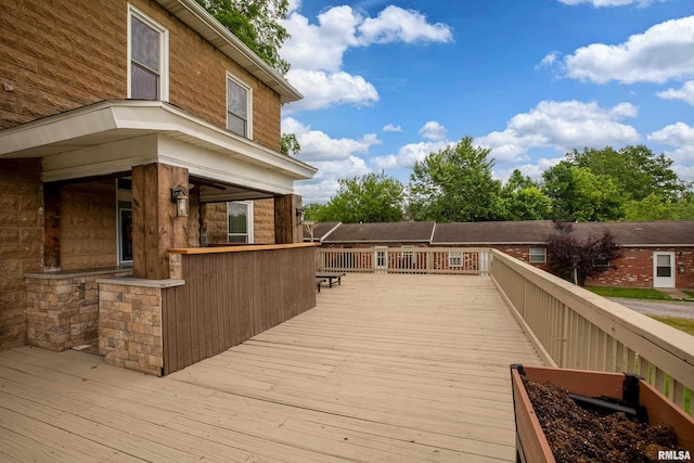 713 E Main St, Marion, IL 62959 - view of wooden terrace