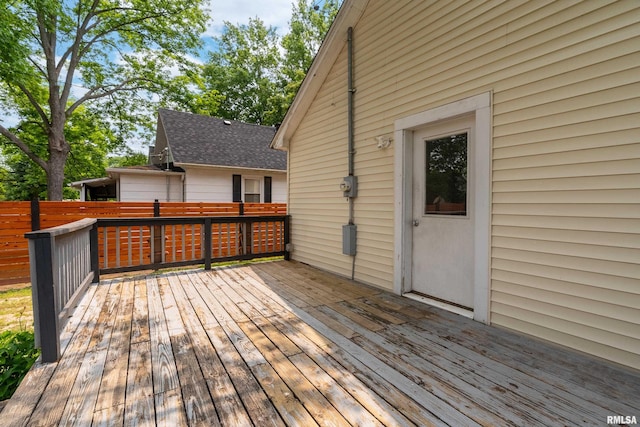 2112 Herbert St, Murphysboro, IL 62966 - view of wooden terrace