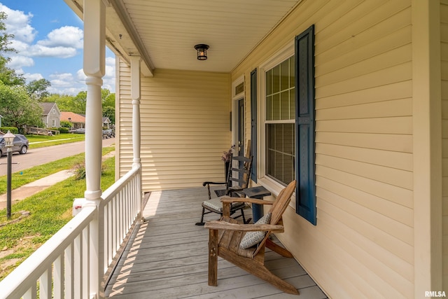 2112 Herbert St, Murphysboro, IL 62966 - view of covered porch