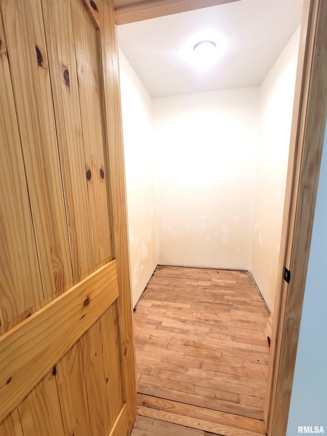 7324 State Route 161st Ext, Iuka, IL 62849 - hallway featuring light wood finished floors