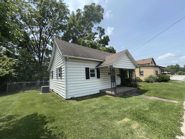 209 N Olive St, Carterville, IL 62918 - photo 2