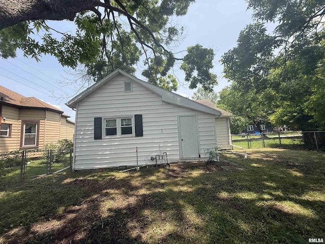 209 N Olive St, Carterville, IL 62918 - photo 9