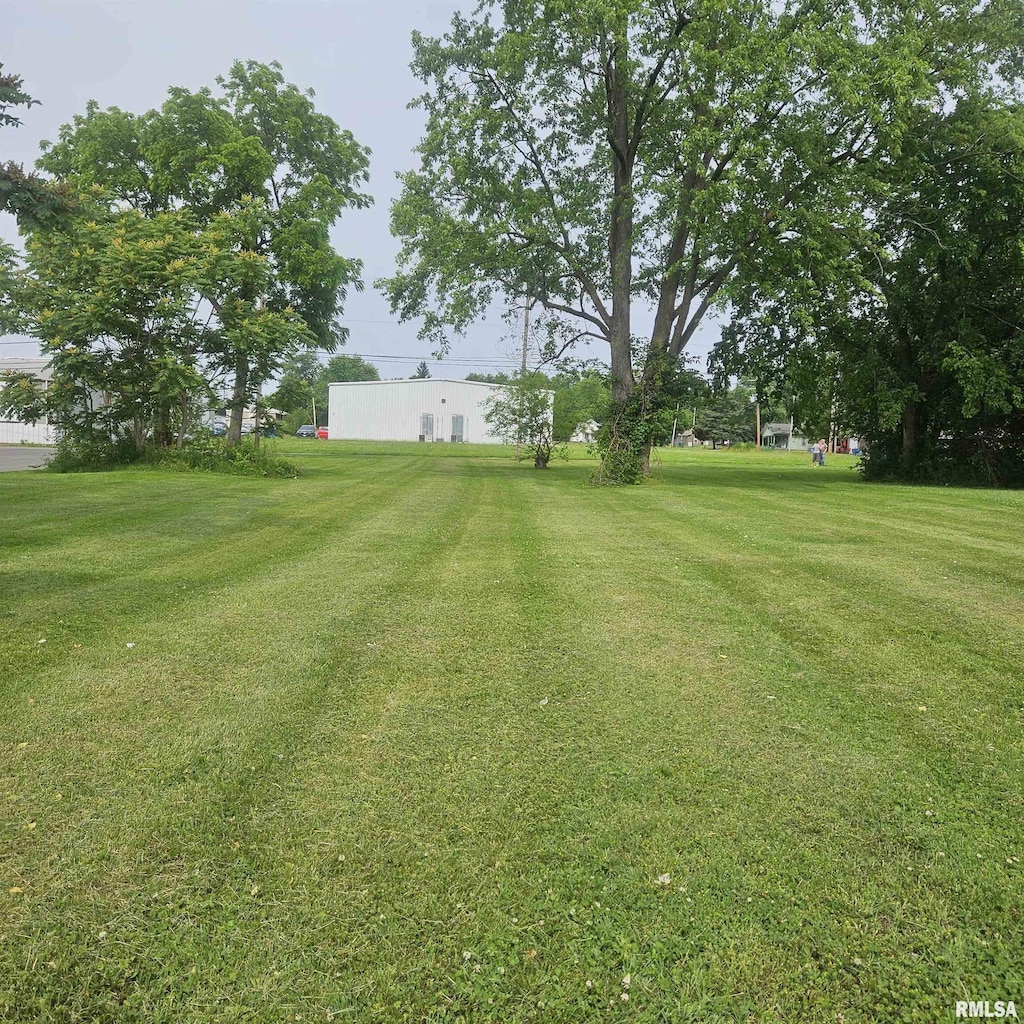 1703 S 10th St, Mount Vernon, IL 62864