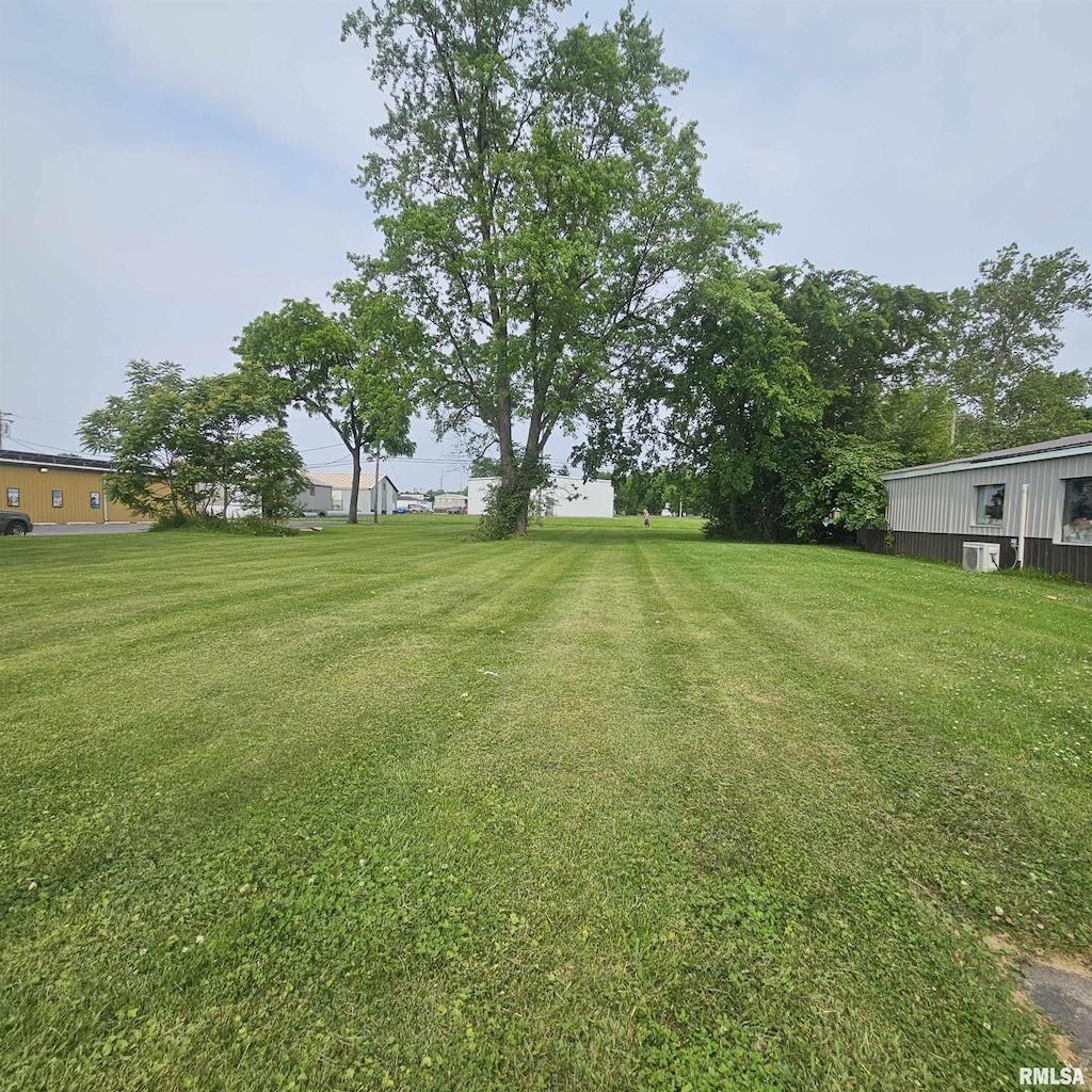 1703 S 10th St, Mount Vernon, IL 62864