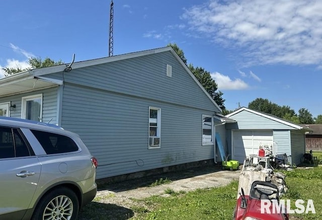 415 S Park St, Sesser, IL 62884 - photo 3
